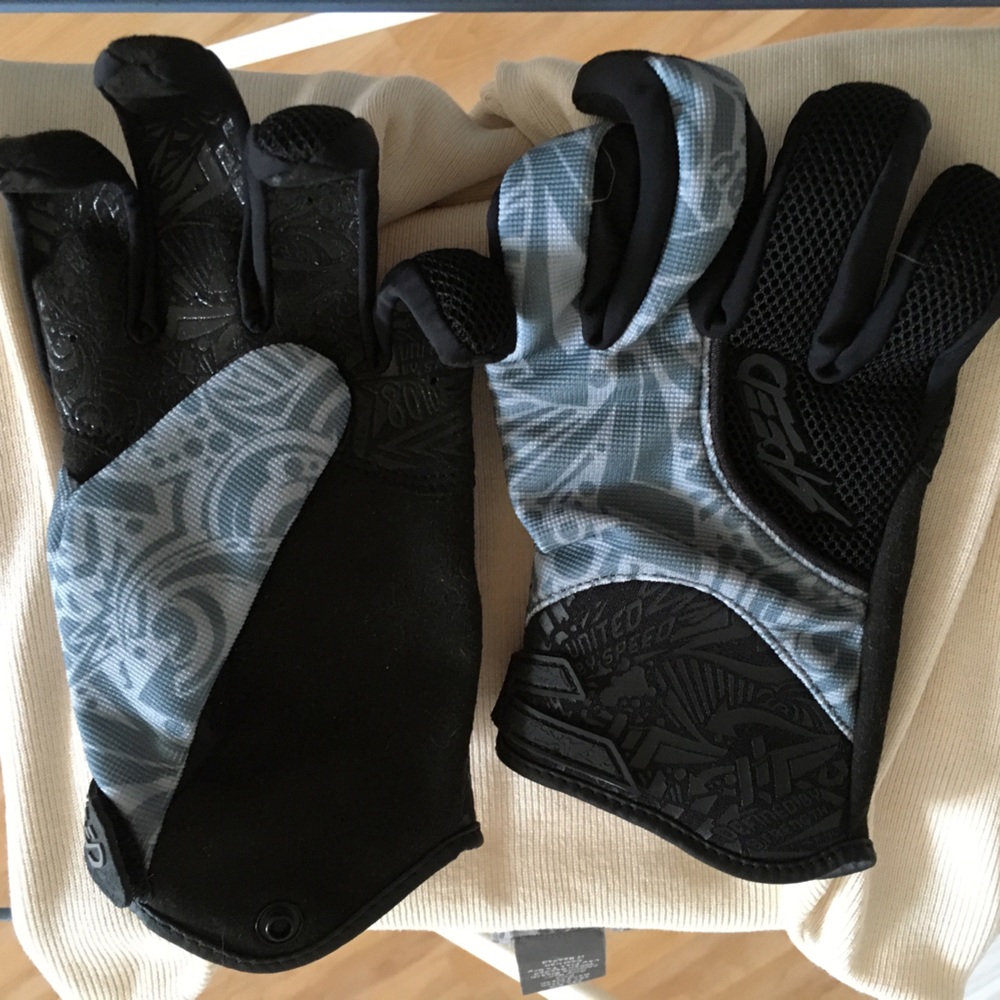 Outdoor (motorcycle/hiking/biking) gloves, unisex M, NWOT